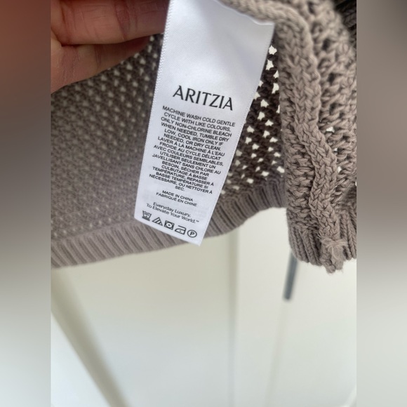 Aritzia TNA Docs top - Picture 5 of 5